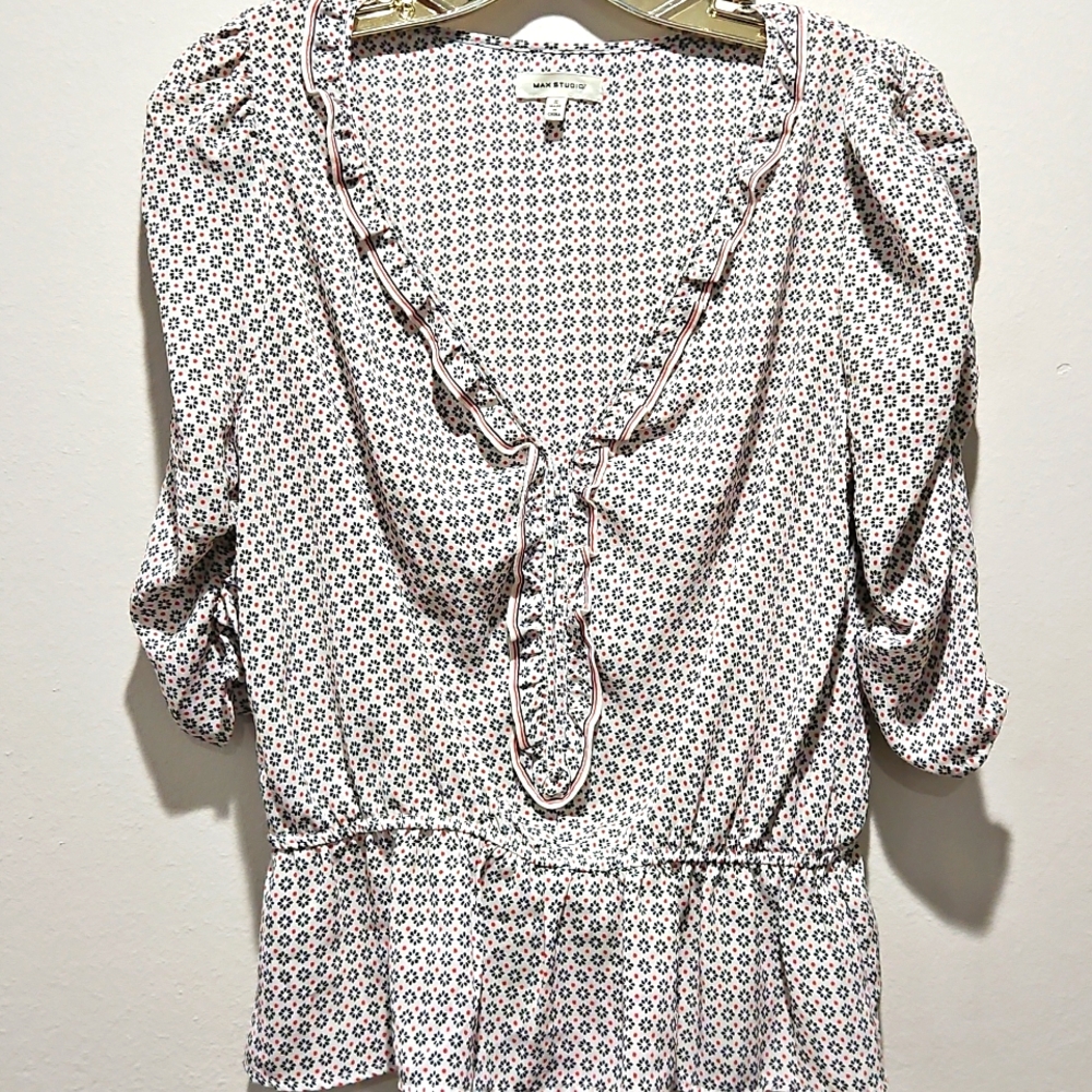MAX STUDIO PEPLUM TOP SIZE small